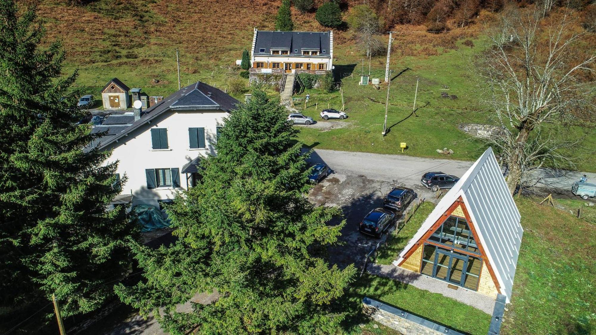 Hotel O Chiroulet Bagneres-de-Bigorre Exterior photo